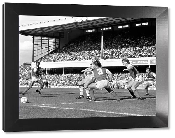 Division One Football 1985  /  86 Season, Arsenal v Aston Villa, Highbury