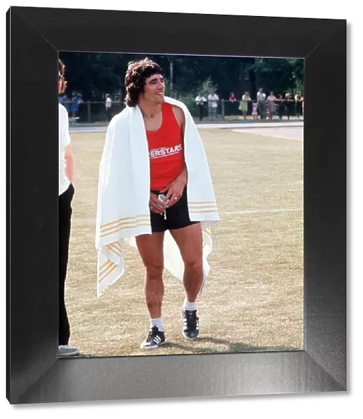 Kevin Keegan footballer on TV programme Superstars 1976 towel over shoulders