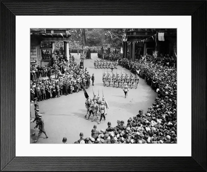 Framed Print : London victory march. Leaving Albert Gate. May 1919 Framed Print : London victory march. Leaving Albert Gate. May 1919