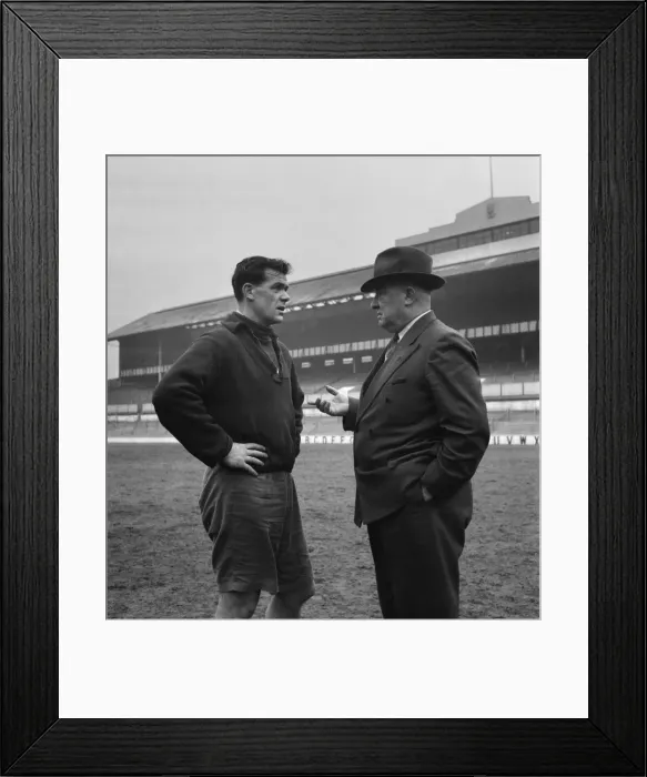 Framed Print : Tottenham Hotspur team training at White Hart Lane in preparation for their FA Cup semi