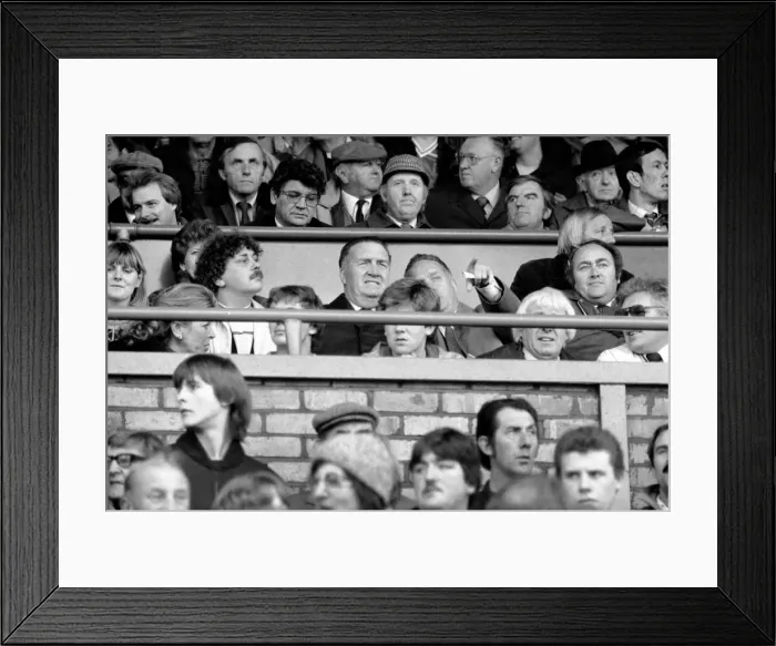 Framed Print : English League Division Two match. Carlisle 0 v Chelsea 0 Framed Print : English League Division Two match. Carlisle 0 v Chelsea 0