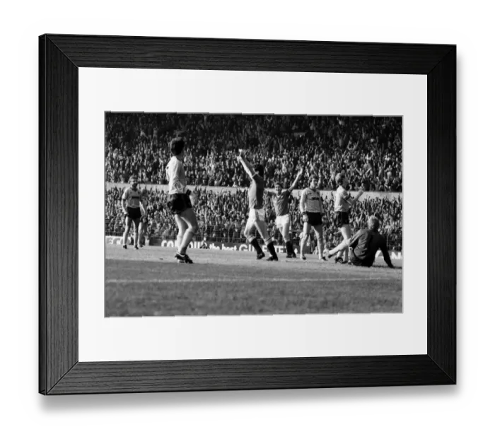 Framed Print : English League Division One match at Old Trafford. Manchester United 3 v Wolverhampton Framed Print : English League Division One match at Old Trafford. Manchester United 3 v Wolverhampton