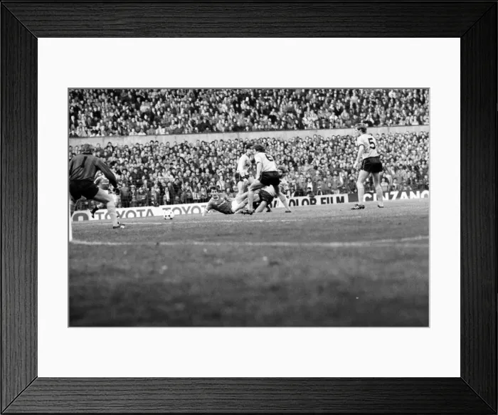 Framed Print : English League Division One match at Old Trafford. Manchester United 3 v Wolverhampton Framed Print : English League Division One match at Old Trafford. Manchester United 3 v Wolverhampton