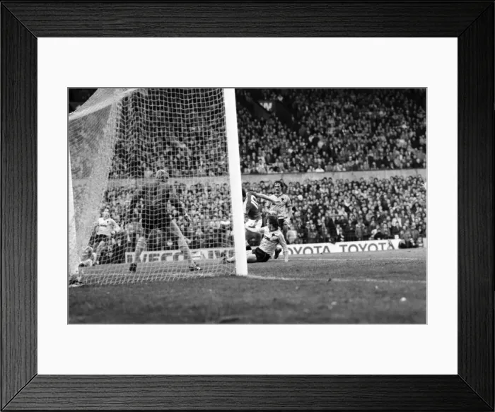 Framed Print : English League Division One match at Old Trafford. Manchester United 3 v Wolverhampton Framed Print : English League Division One match at Old Trafford. Manchester United 3 v Wolverhampton