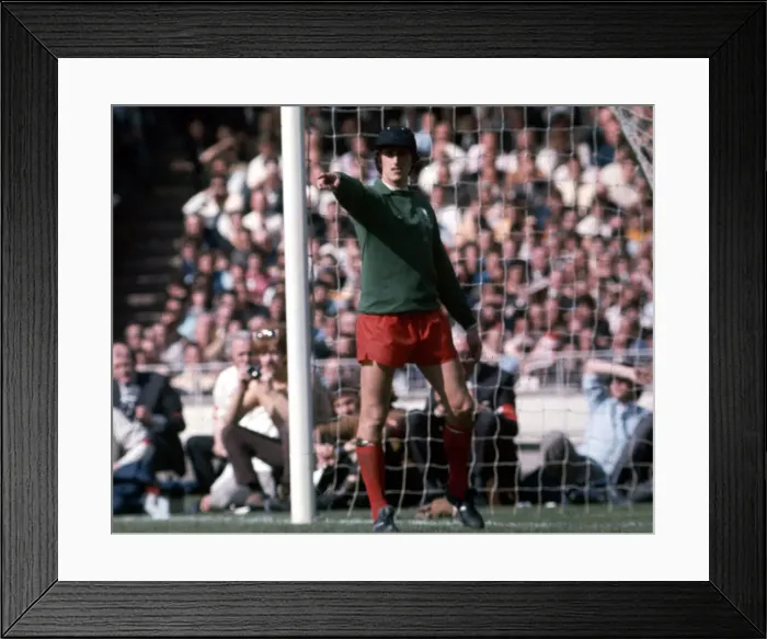 Framed Print : FA Cup Final at Wembley Stadium Arsenal 2 v Liverpool 1 Liverpool goalkeeper Framed Print : FA Cup Final at Wembley Stadium Arsenal 2 v Liverpool 1 Liverpool goalkeeper
