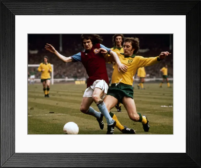 Framed Print : League Cup Final at Wembley Stadium. Aston Villa 1 v Norwich City 0 Framed Print : League Cup Final at Wembley Stadium. Aston Villa 1 v Norwich City 0