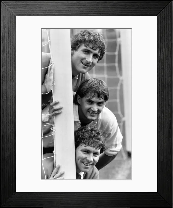 Framed Print : Tottenham Hotspur begin their defence of the UEFA Cup in Portugal on Wednesday September Framed Print : Tottenham Hotspur begin their defence of the UEFA Cup in Portugal on Wednesday September