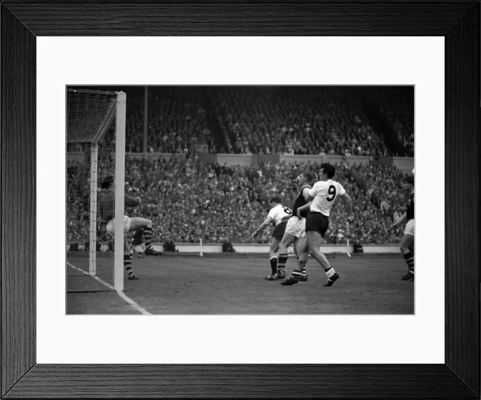 Framed Print : FA Cup final at Wembley Stadium. Tottenham Hotspur 3 v. Burnley 1 Framed Print : FA Cup final at Wembley Stadium. Tottenham Hotspur 3 v. Burnley 1