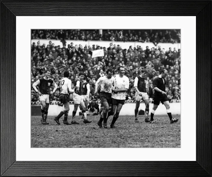 Framed Print : English League Division One match at White Hart Lane. Tottenham Hotspur 1 v Northampton 1 Framed Print : English League Division One match at White Hart Lane. Tottenham Hotspur 1 v Northampton 1