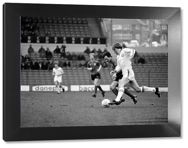 Leeds United 1 v. Sunderland 0. Division One Football. February 1981 MF01-33-038