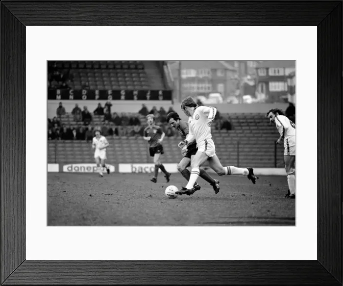 Framed Print : Leeds United 1 v. Sunderland 0. Division One Football. February 1981 MF01-33-038