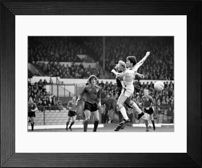 Framed Print : Leeds United 1 v. Sunderland 0. Division One Football. February 1981 MF01-33-094
