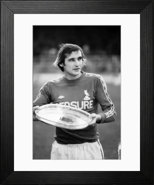 Framed Print : Oldham v. Bristol. R. Febuary 1981 MF01-25-019 Framed Print : Oldham v. Bristol. R. Febuary 1981 MF01-25-019