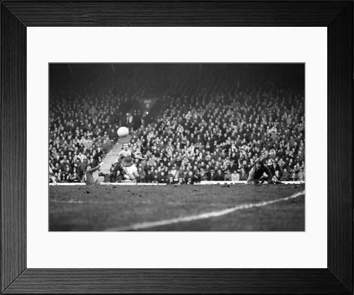 Framed Print : Liverpool 2 v. Birmingham City 2. Division One Football. February 1981 MF01-30-010 Framed Print : Liverpool 2 v. Birmingham City 2. Division One Football. February 1981 MF01-30-010
