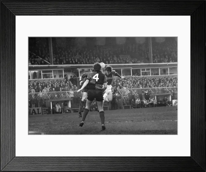 Framed Print : Oldham v. Bristol. R. Febuary 1981 MF01-25-028 Framed Print : Oldham v. Bristol. R. Febuary 1981 MF01-25-028