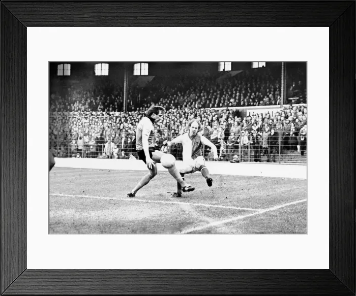 Framed Print : Blackburn Rovers 1 v. Derby County 0. Division Two Football. February 1981 MF01-28-029 Framed Print : Blackburn Rovers 1 v. Derby County 0. Division Two Football. February 1981 MF01-28-029