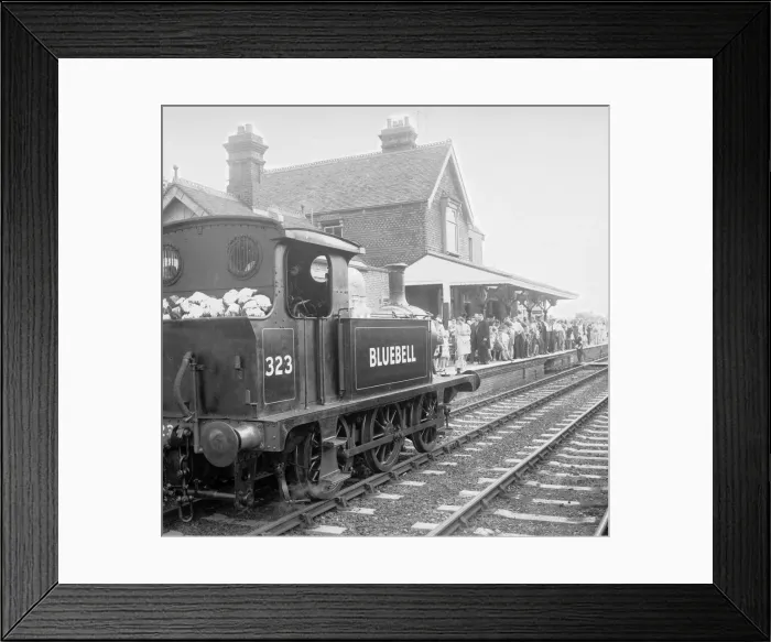 Framed Print : Crowds on the platform at Horsted Keynes station await the arrival of South East Framed Print : Crowds on the platform at Horsted Keynes station await the arrival of South East