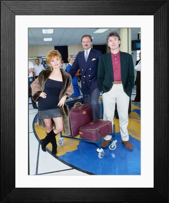 Framed Print : Actors Peter Bowles (centre) and Bryan Murray, stars of the drama series Perfect Framed Print : Actors Peter Bowles (centre) and Bryan Murray, stars of the drama series Perfect