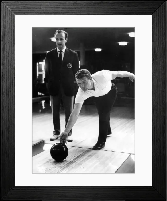 Framed Print : Watched by Mr. Chas. Blakely, assistant manager of the Top Rank Bowl in Queen Victoria