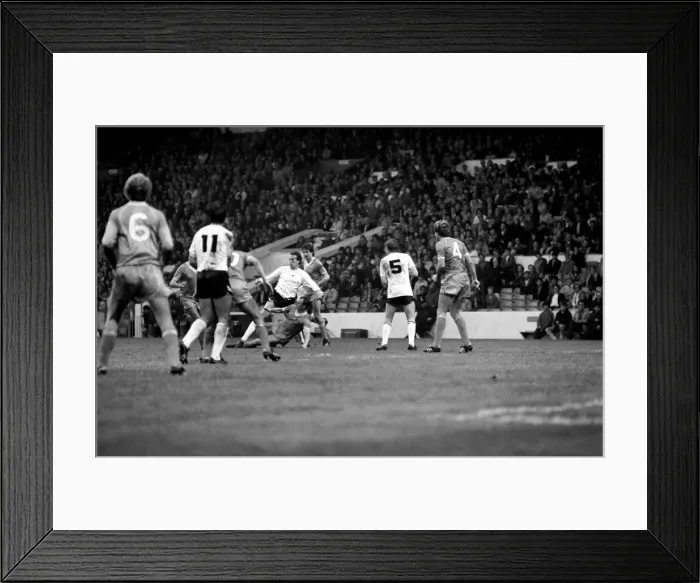 Framed Print : English League Division One match at Maine Road. Manchester City 2 v Swansea 1 Framed Print : English League Division One match at Maine Road. Manchester City 2 v Swansea 1