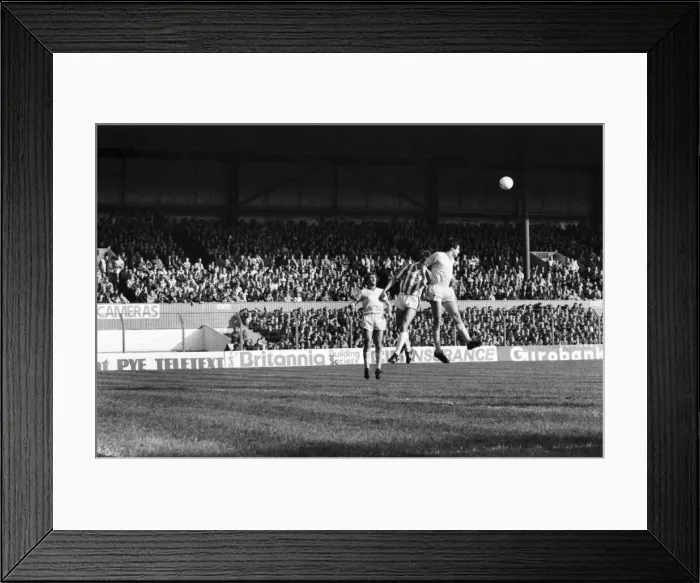 Framed Print : English League Division One match. Stoke City 1 v Liverpool 1. October 1982 MF09-05-178