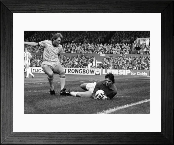 Framed Print : English League Division One match. Stoke City 1 v Liverpool 1 Framed Print : English League Division One match. Stoke City 1 v Liverpool 1