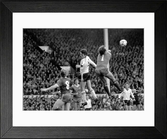 Framed Print : English League Division One match at Anfield. Liverpool 0 v Manchester United 0