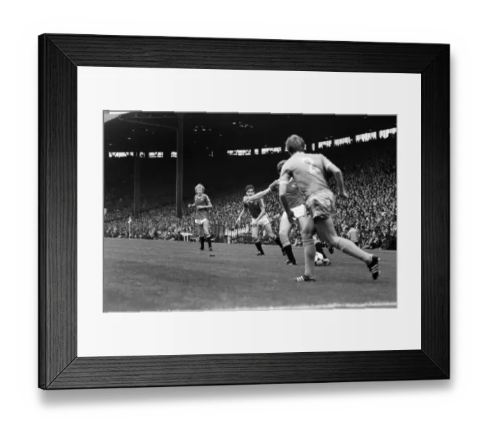 Framed Print : Oldham 2 v. Newcastle United 2. Division 2 Football October 1982 MF08-02-082 Framed Print : Oldham 2 v. Newcastle United 2. Division 2 Football October 1982 MF08-02-082
