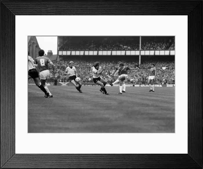 Framed Print : Sheffield Wednesday 0 v. Wolverhampton Wanderers 0. Division 2 Football Framed Print : Sheffield Wednesday 0 v. Wolverhampton Wanderers 0. Division 2 Football