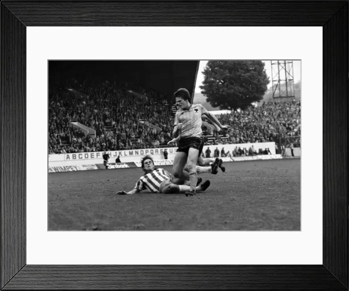 Framed Print : Sheffield Wednesday 0 v. Wolverhampton Wanderers 0. Division 2 Football Framed Print : Sheffield Wednesday 0 v. Wolverhampton Wanderers 0. Division 2 Football