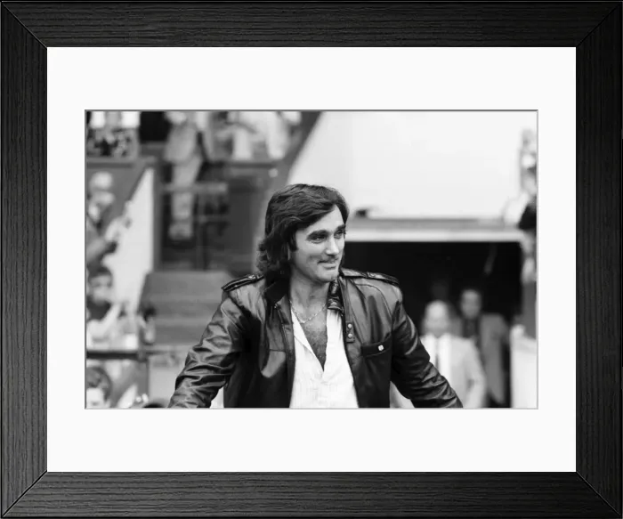 Framed Print : Manchester United 2 v. Stoke City 0. Division 1 Football Framed Print : Manchester United 2 v. Stoke City 0. Division 1 Football