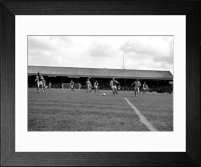 Framed Print : Blackburn Rovers 4 v. Newcastle United 1. Division 1 Football. May 1982 MF07-08-078 Framed Print : Blackburn Rovers 4 v. Newcastle United 1. Division 1 Football. May 1982 MF07-08-078