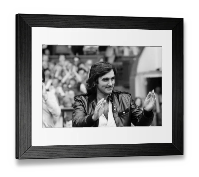 Framed Print : Manchester United 2 v. Stoke City 0. Division 1 Football