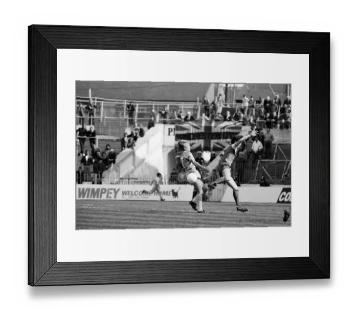 Framed Print : Manchester City 1 v. Coventry 3. May 1982 MF07-05-049 Framed Print : Manchester City 1 v. Coventry 3. May 1982 MF07-05-049