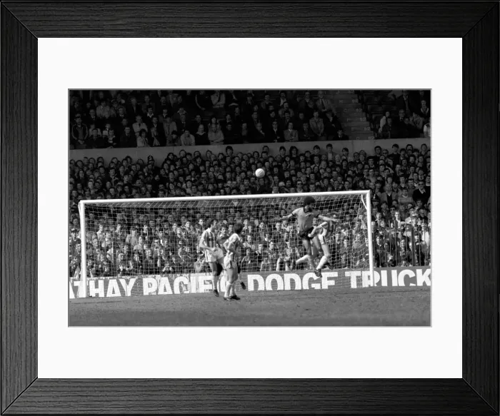 Framed Print : Stoke City 2 v. Wolverhampton Wanderers 1. Division 1 Football. April 1982 MF06-40-031