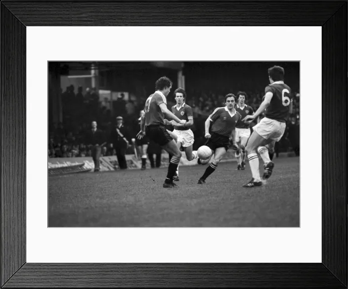 Framed Print : Leicester City 1 v. Manchester United 0. Division One FootballFebruary 1981 MF01-22-064 Framed Print : Leicester City 1 v. Manchester United 0. Division One FootballFebruary 1981 MF01-22-064