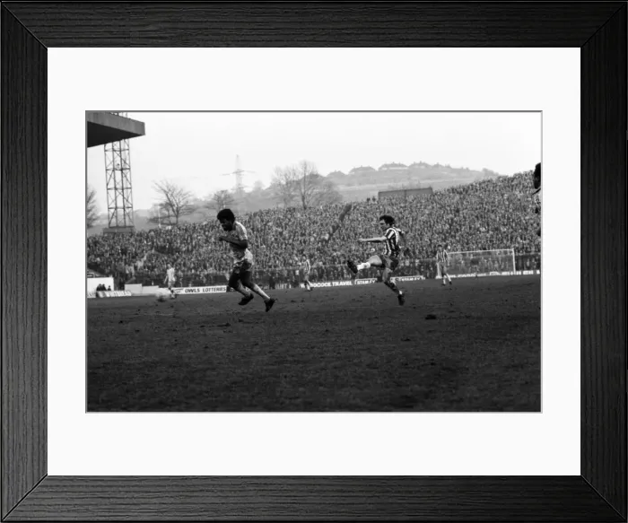 Framed Print : Sheffield Wednesday 1 v. Notts. County 2. Division Two Football. January 1981 MF01-20-020 Framed Print : Sheffield Wednesday 1 v. Notts. County 2. Division Two Football. January 1981 MF01-20-020