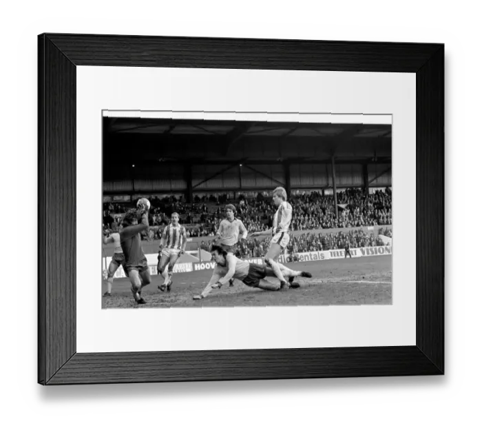 Framed Print : Stoke 1 v. Arsenal 1. Division One Football. Febuary 1981 MF01-23-022 Framed Print : Stoke 1 v. Arsenal 1. Division One Football. Febuary 1981 MF01-23-022