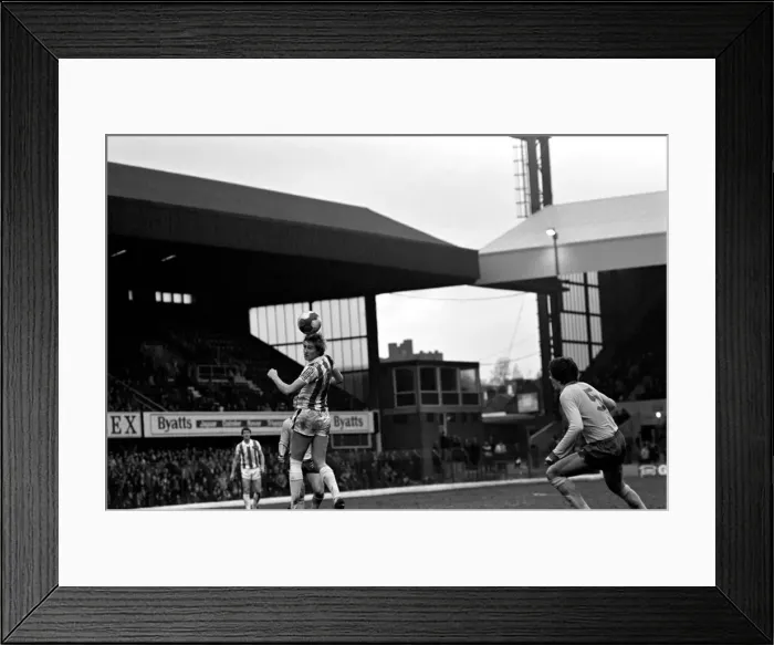 Framed Print : Stoke 1 v. Arsenal 1. Division One Football. Febuary 1981 MF01-23-015 Framed Print : Stoke 1 v. Arsenal 1. Division One Football. Febuary 1981 MF01-23-015