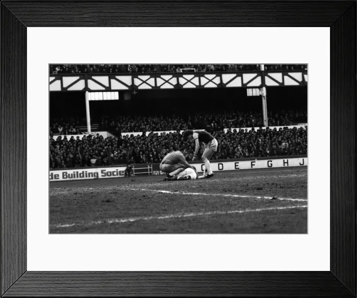 Framed Print : Everton 1 v. Aston Villa 3. Division One Football. February 1981 MF01-21-009 Framed Print : Everton 1 v. Aston Villa 3. Division One Football. February 1981 MF01-21-009