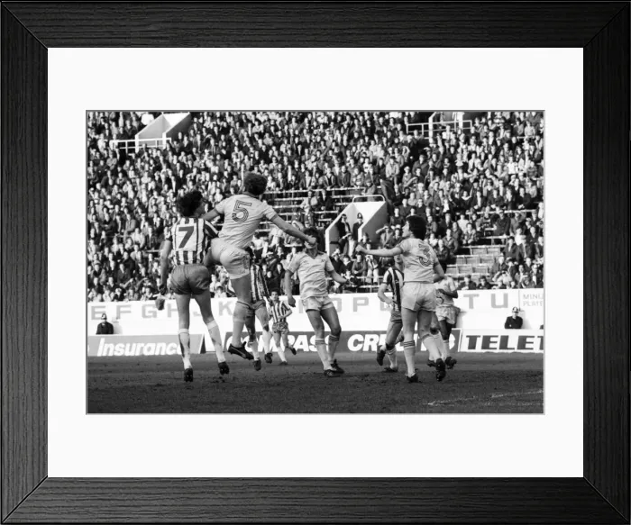 Framed Print : Sheffield Wednesday 1 v. Notts. County 2. Division Two Football. January 1981 MF01-20-058 Framed Print : Sheffield Wednesday 1 v. Notts. County 2. Division Two Football. January 1981 MF01-20-058