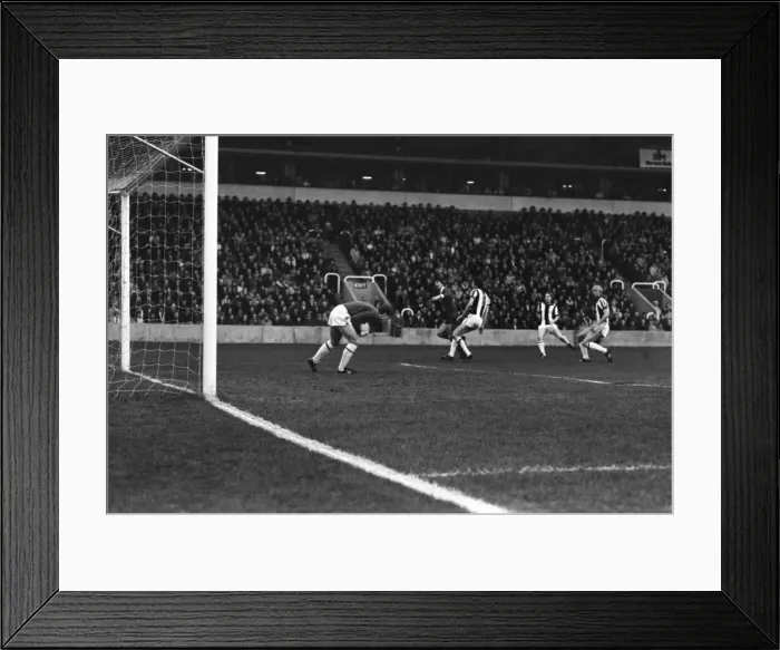 Framed Print : Leicester City 1 v. Manchester United 0. Division One FootballFebruary 1981 MF01-22-102 Framed Print : Leicester City 1 v. Manchester United 0. Division One FootballFebruary 1981 MF01-22-102