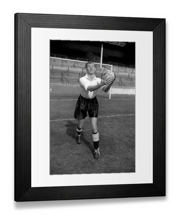 Framed Print : Melryn Mel'Hopkins of Tottenham Football Club. October 1952 C4973