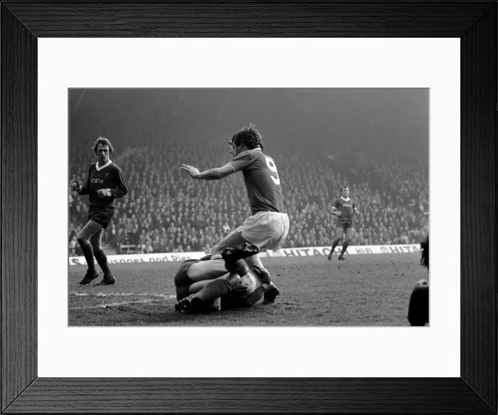 Framed Print : Liverpool 1 v. Leicester City 2. Division One Football. January 1981 MF01-19-011 Framed Print : Liverpool 1 v. Leicester City 2. Division One Football. January 1981 MF01-19-011