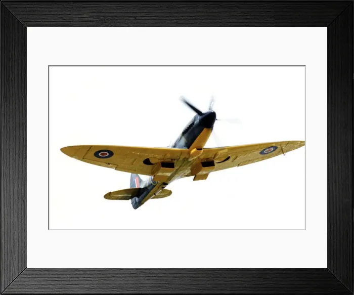 Framed Print : Aviation - Spitfire - A Spitfire graces the sky as she flies over Porthcawl as part of