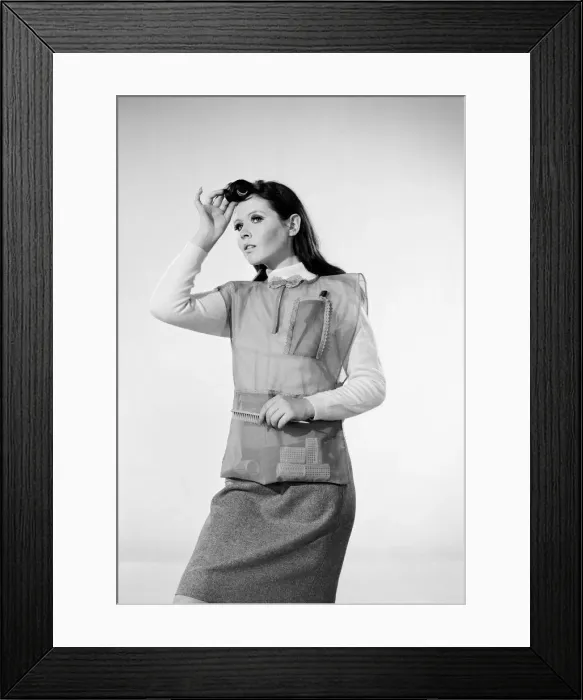 Framed Print : Beauty tips photo shoot. Circa 1964 Framed Print : Beauty tips photo shoot. Circa 1964