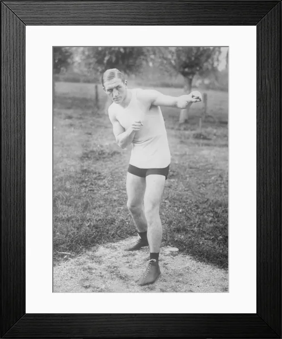 Framed Print : Georges Carpentier seen here in training for his bout against Ted (Kid