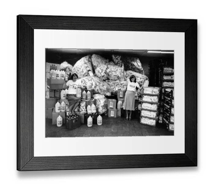 Framed Print : The Great North Run 27 June 1982 - pictured with the Liptons and Presto £20