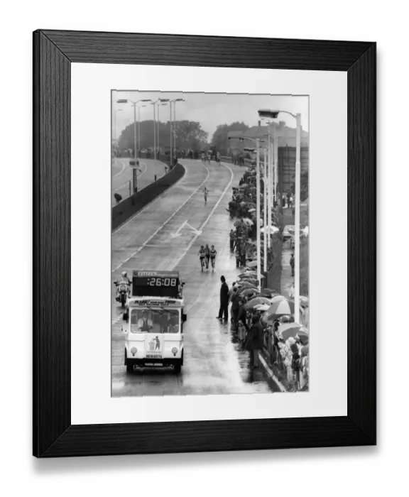 Framed Print : The Great North Run 27 June 1982 - The leading pack of elite runners Framed Print : The Great North Run 27 June 1982 - The leading pack of elite runners