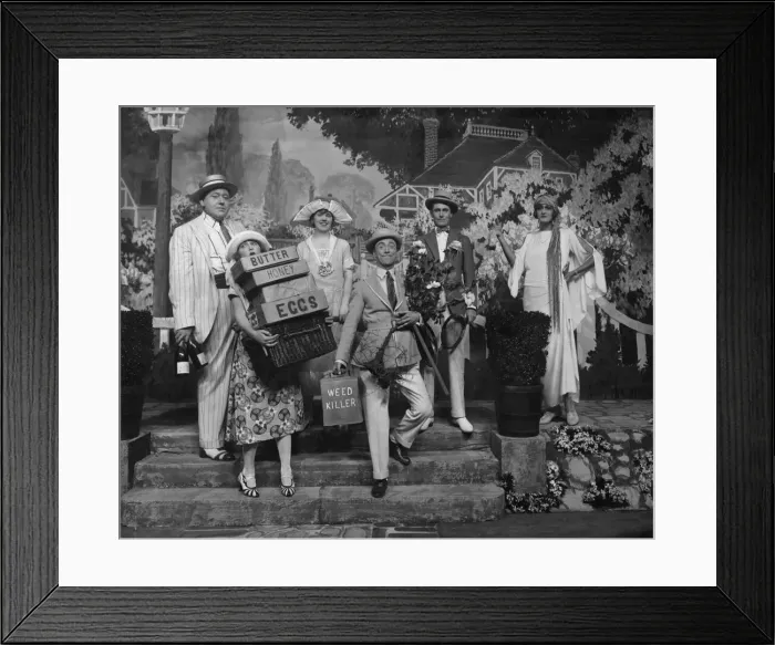 Framed Print : Scene from the play The Cabaret Girl. 5th October 1922 Framed Print : Scene from the play The Cabaret Girl. 5th October 1922